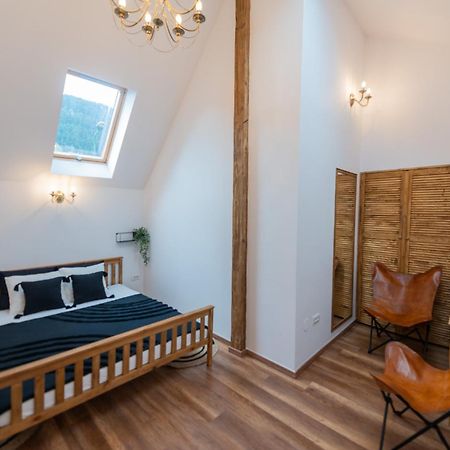 Fernweh Haus Brasov Hotel Szoba fotó